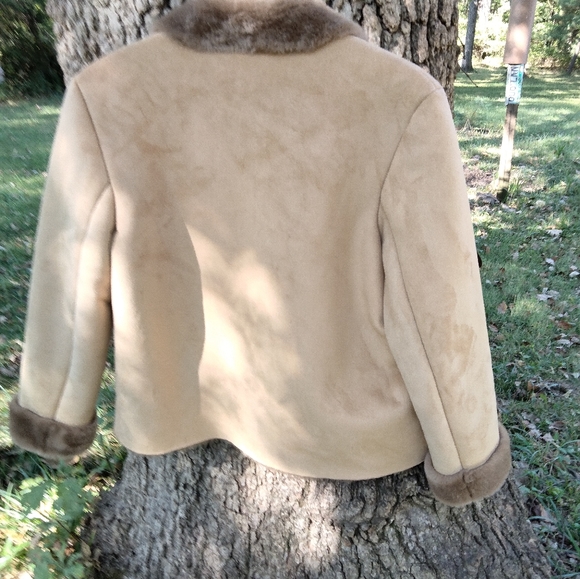 ⬇️ Price Drop!⬇️ Coaco New York Faux Suede Jacket in size S - Picture 2 of 4